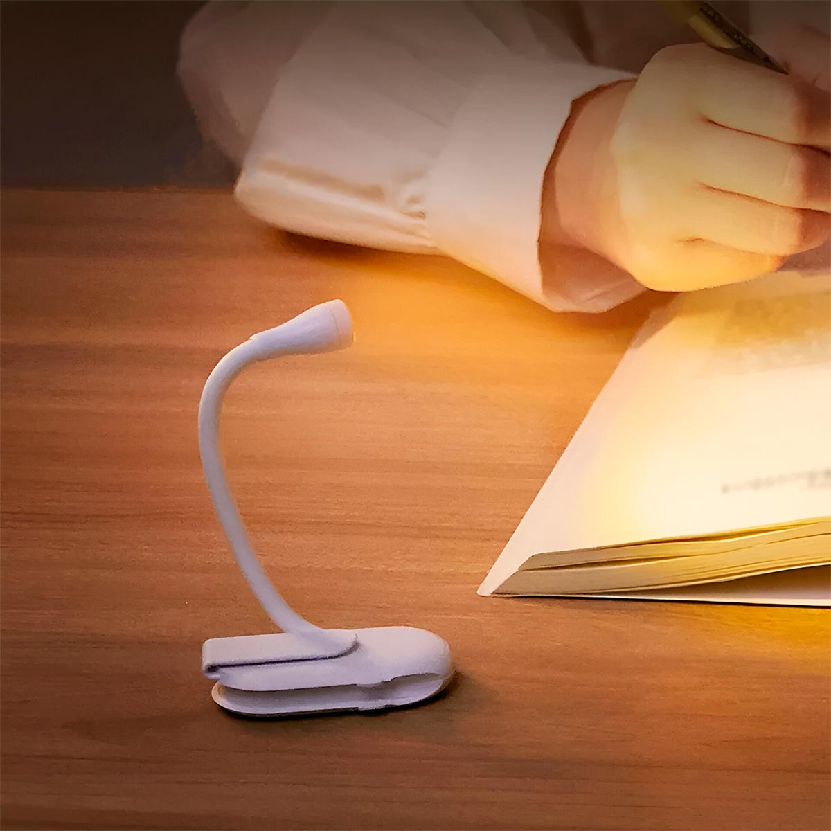 Lámpara Clip de Lectura Recargable 3 Modos de Luz C15