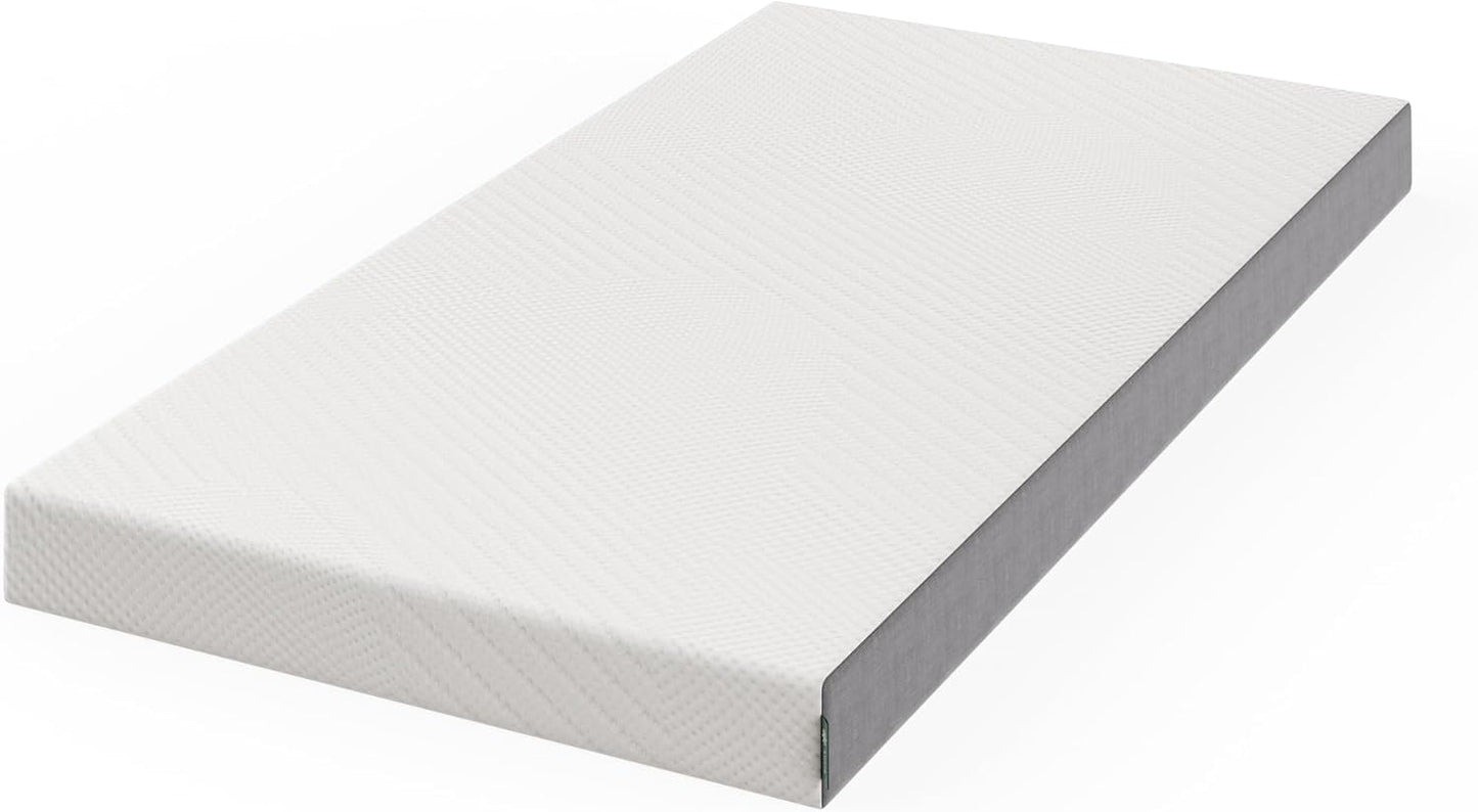Colchón de espuma esencial de refrigeración de 13 cm, asequible, cama en una