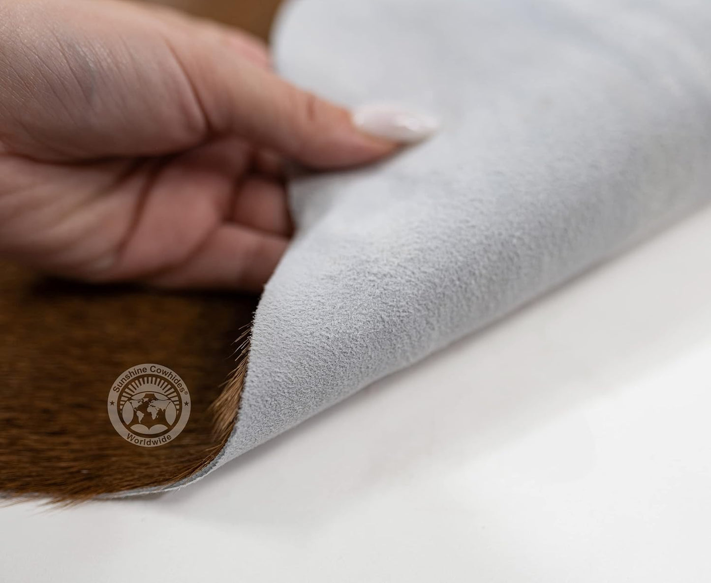 Alfombra de piel de cabra 100% auténtica, piel de cabra natural en tono oscuro,