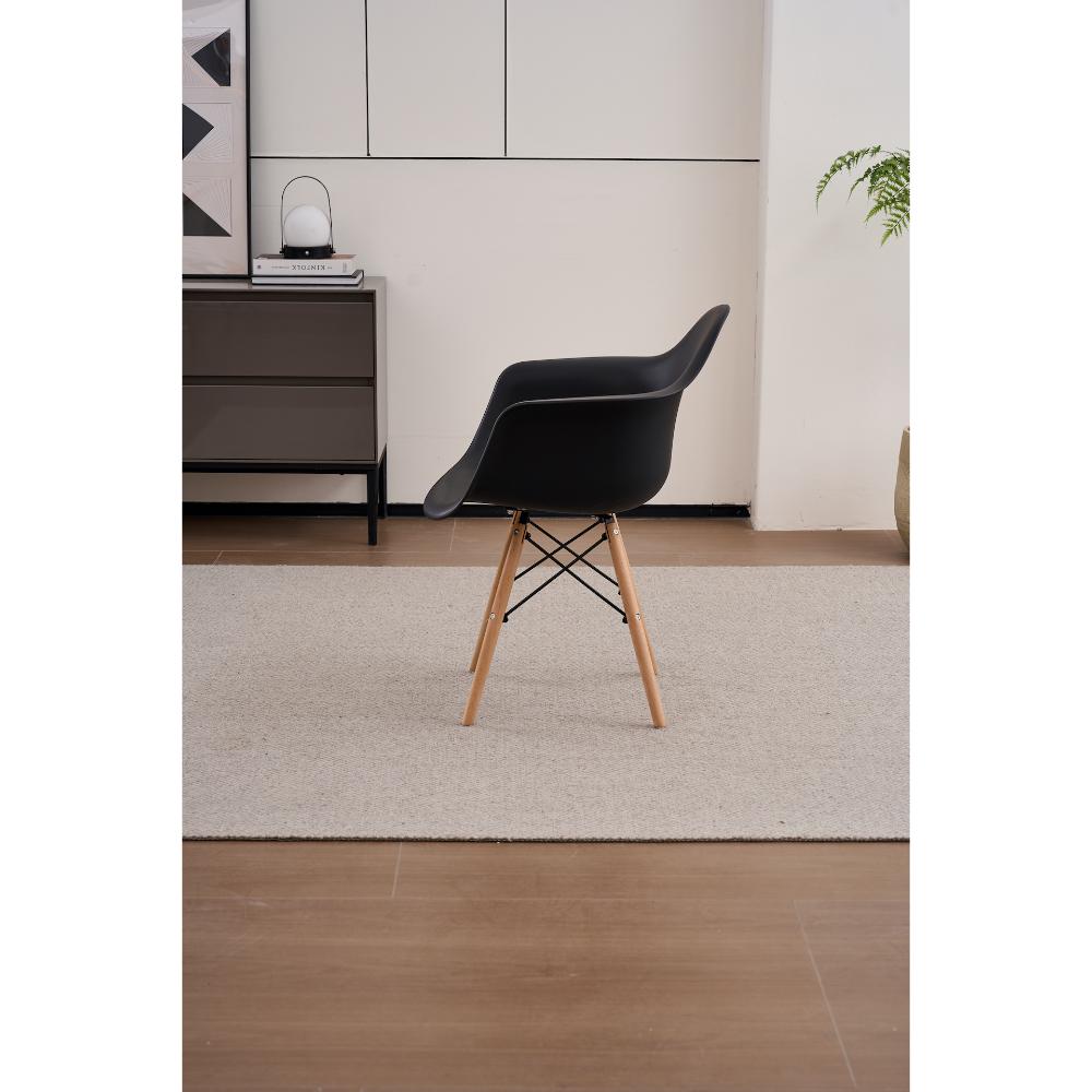 Silla Delia, Color Negro, Con espaldar y patas en Madera X2