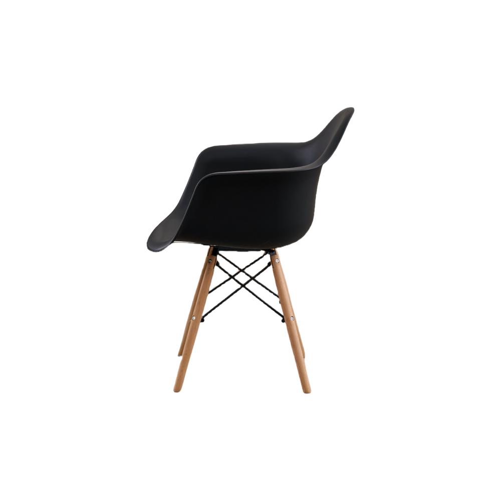 Silla Delia, Color Negro, Con espaldar y patas en Madera X2