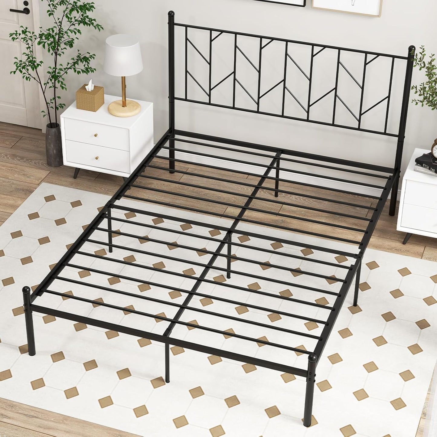 Base de cama de metal negro Queen con cabecera de estilo victoriano, plataforma