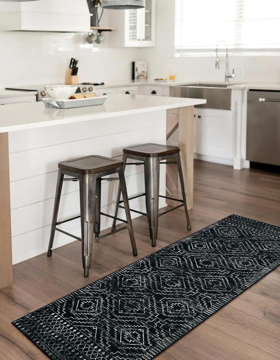 Alfombra de pasillo de cocina lavable de 2 x 6, tapete marroquí negro para