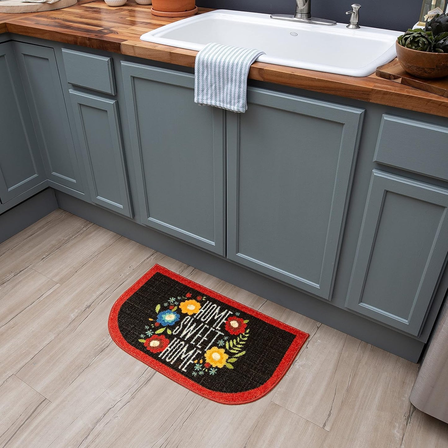 Tapete de cocina, Sweet Flowers Negro (1'6" x 2'6" Slice)