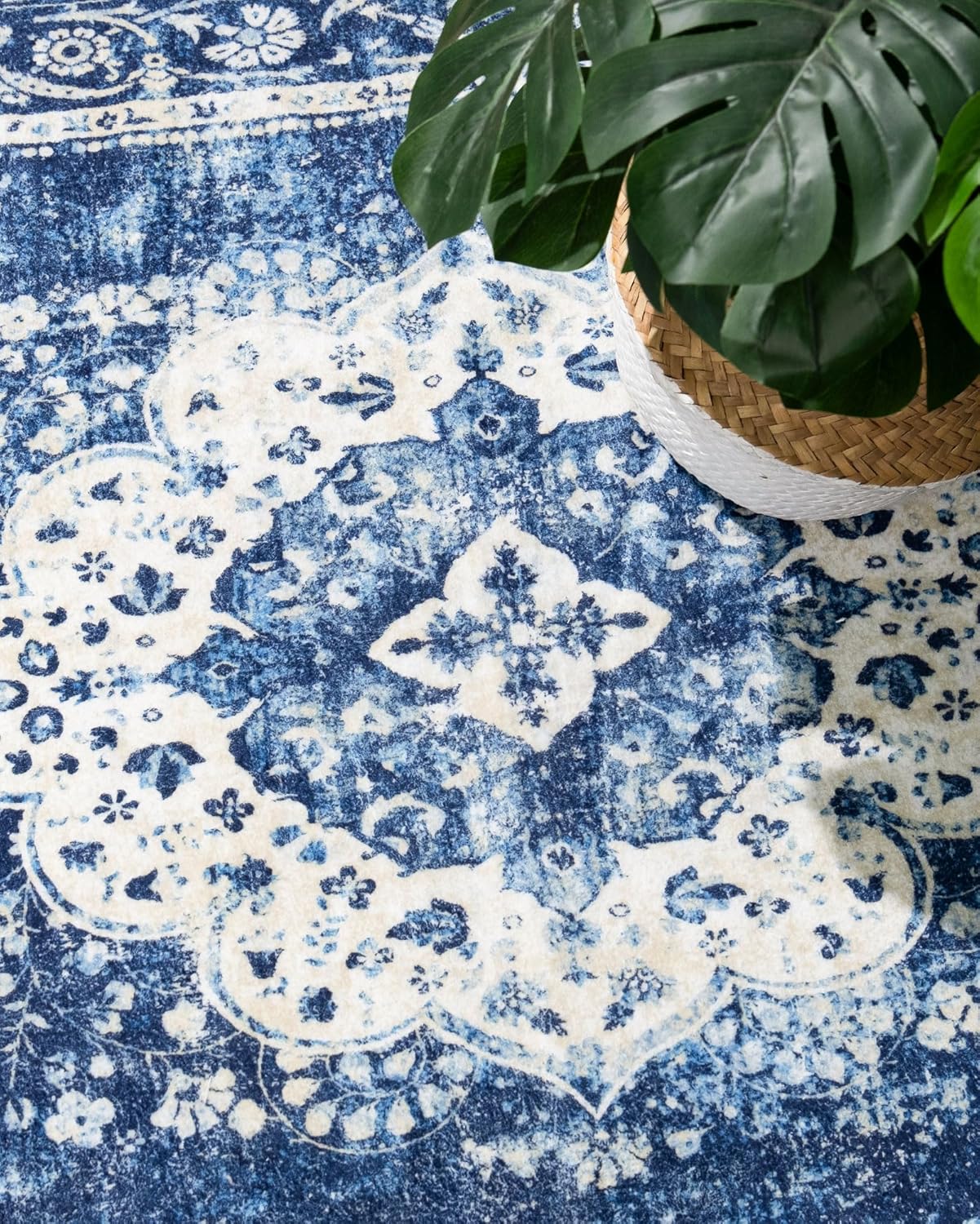 Alfombra de pasillo lavable de 2 x 6 pies, color azul, estilo bohemio, para