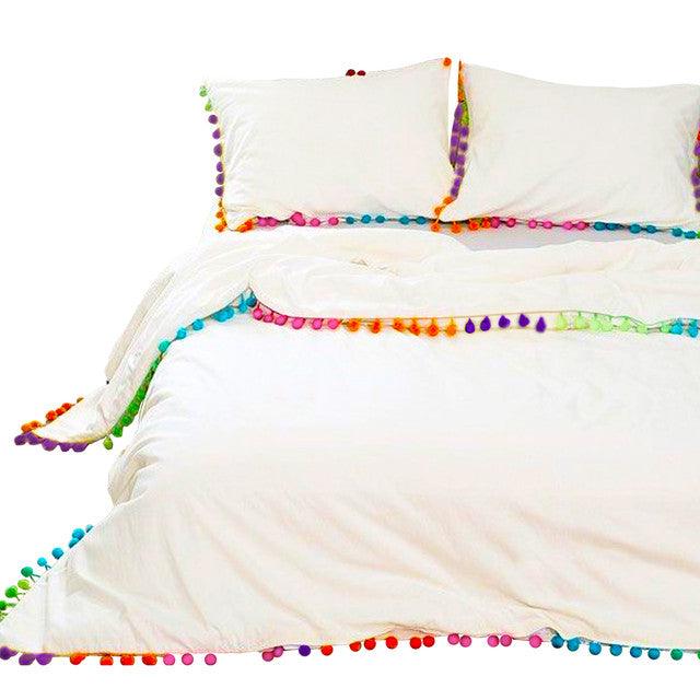 Edredon Microtex Unicolor + Borlas Multicolores King - VIRTUAL MUEBLES