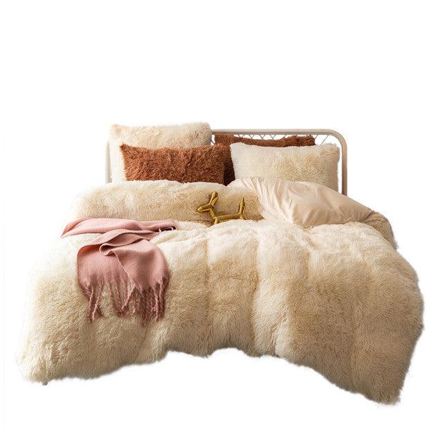 Edredon Felpa Plus Ovejero Beige Queen - VIRTUAL MUEBLES