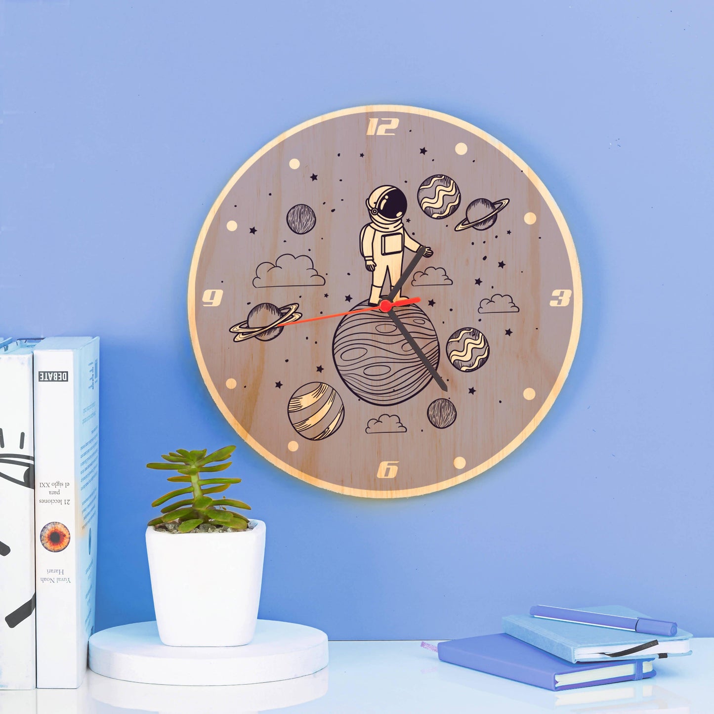 Reloj Astronauta Morado - VIRTUAL MUEBLES