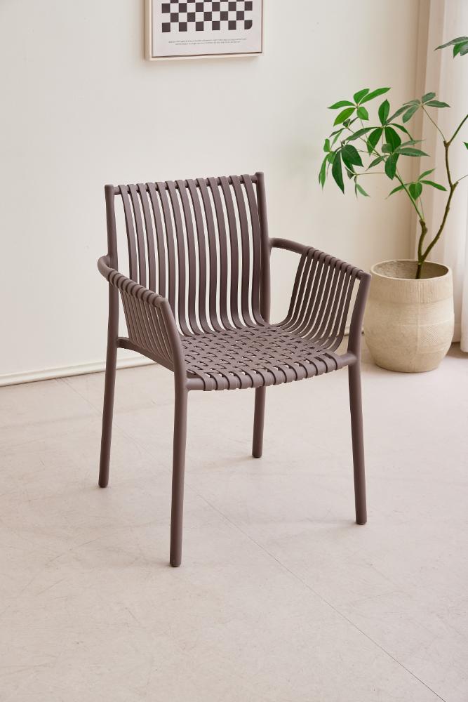 Set de 2 Sillas Madrid con Brazos, Color Taupe, con Espaldar y Diseño Moderno