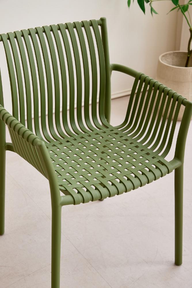 Silla Madrid con Brazos, Color Verde Olivo, Con espaldar y diseño Moderno X2