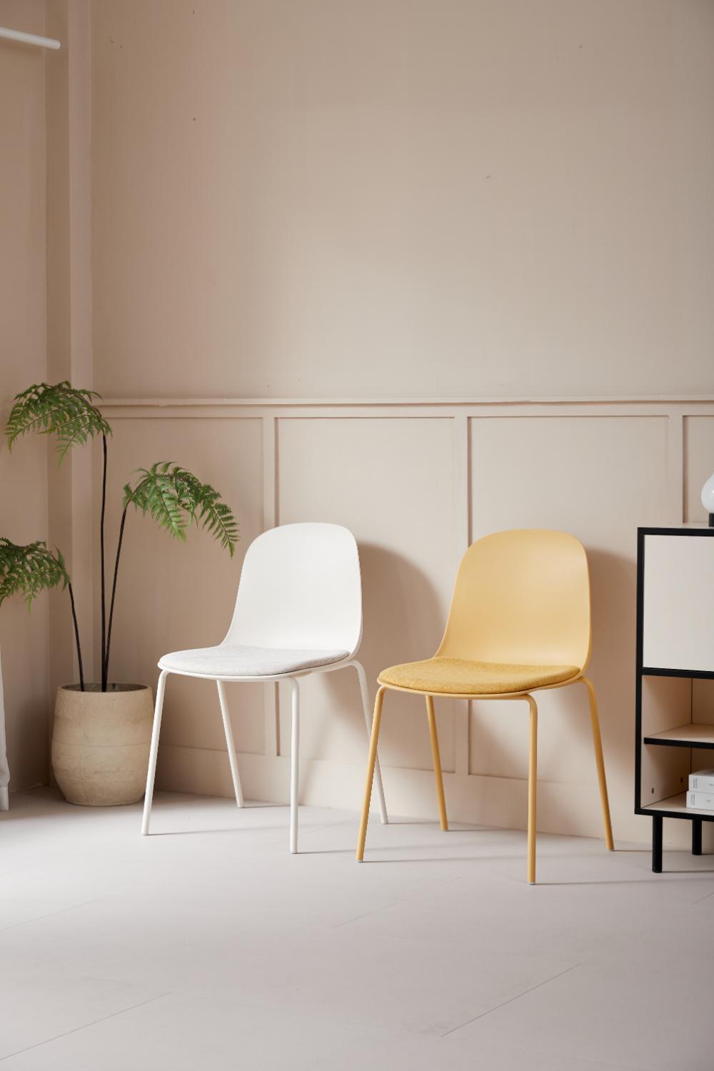 Silla con Cojín Aiara, Color Blanco, Diseño Moderno