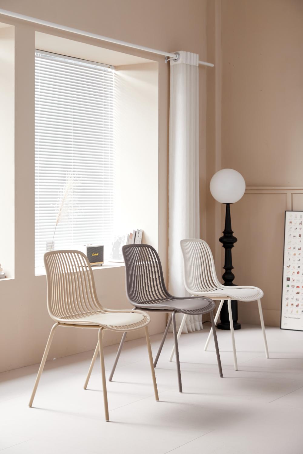 Silla Barcelona, Color Beige, Con espaldar en lineas diseño moderno