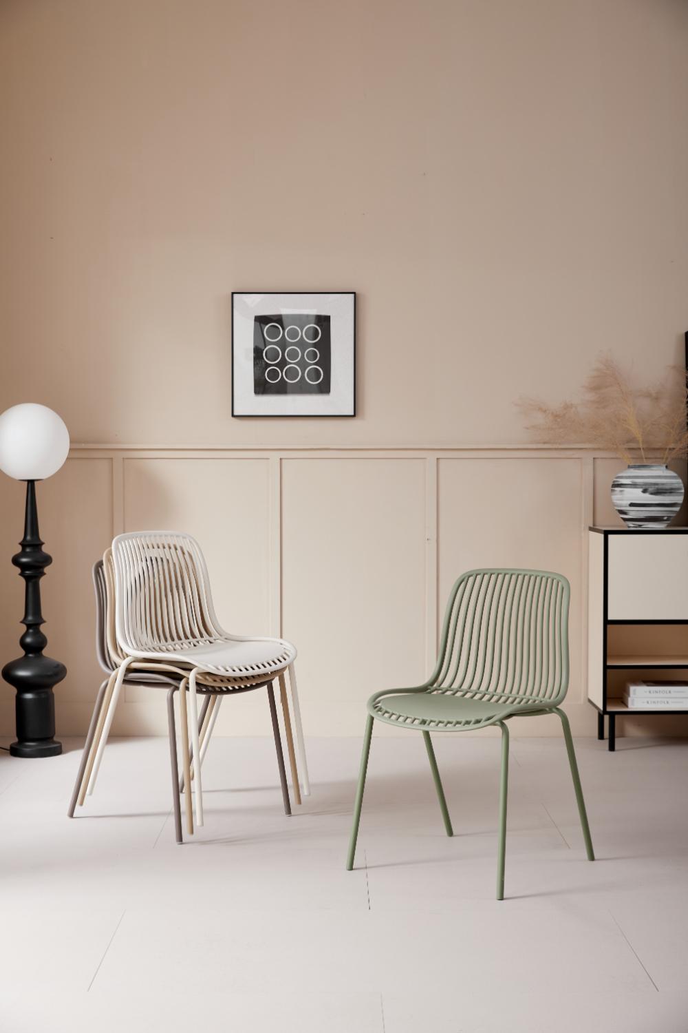 Silla Barcelona, Color Beige, Con espaldar en lineas diseño moderno