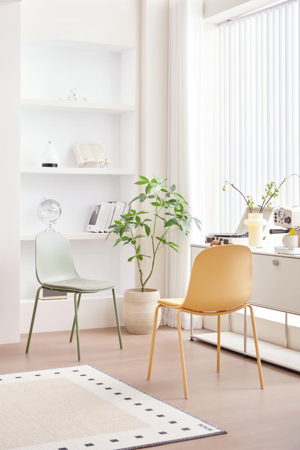 Silla con Cojín Aiara, Color Blanco, Diseño Moderno