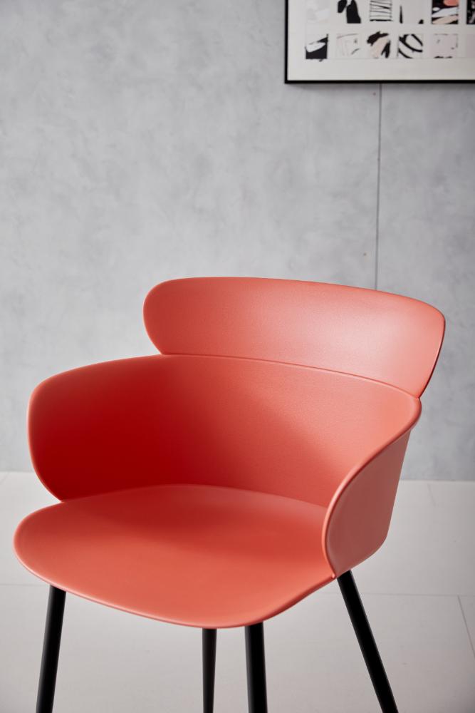 Silla Miami con Brazos, Color Rojo, Con espaldar y diseño Moderno X4