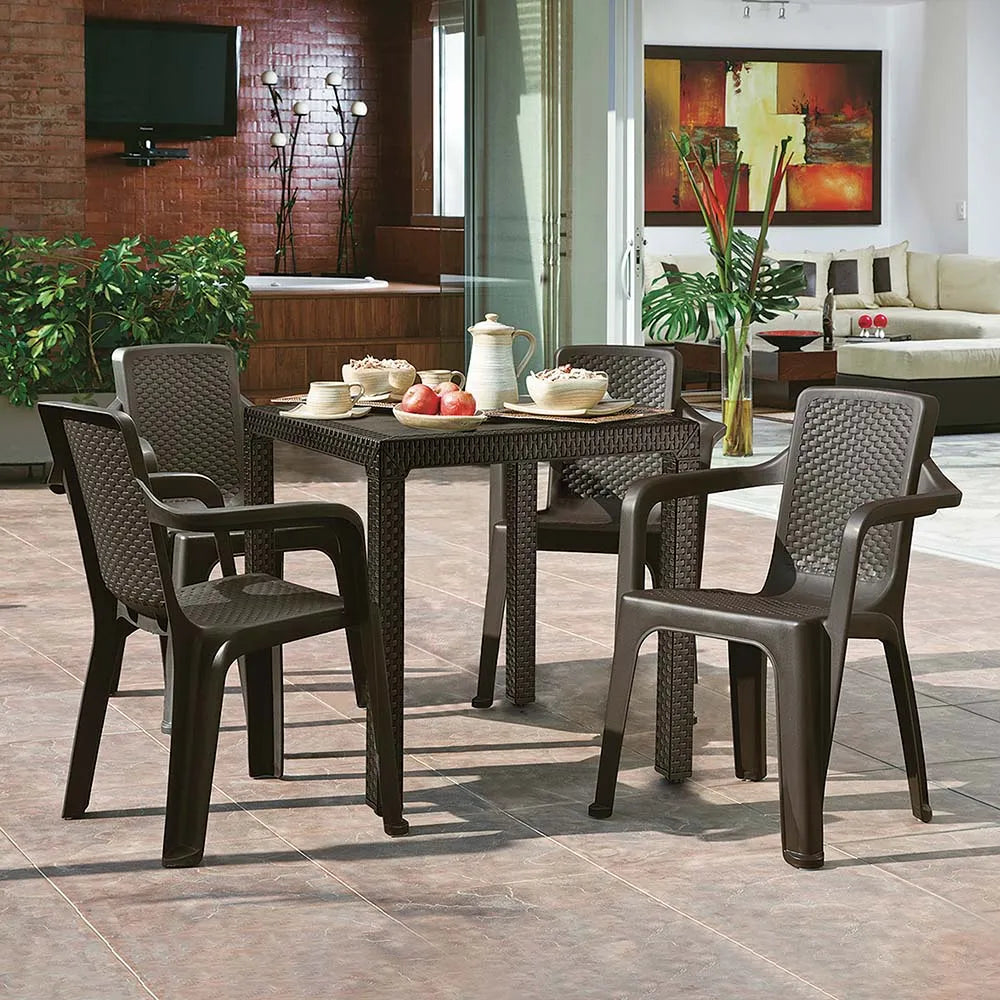Combo Comedor Eterna (1 Mesa + 4 Sillas con Brazos) Wengue