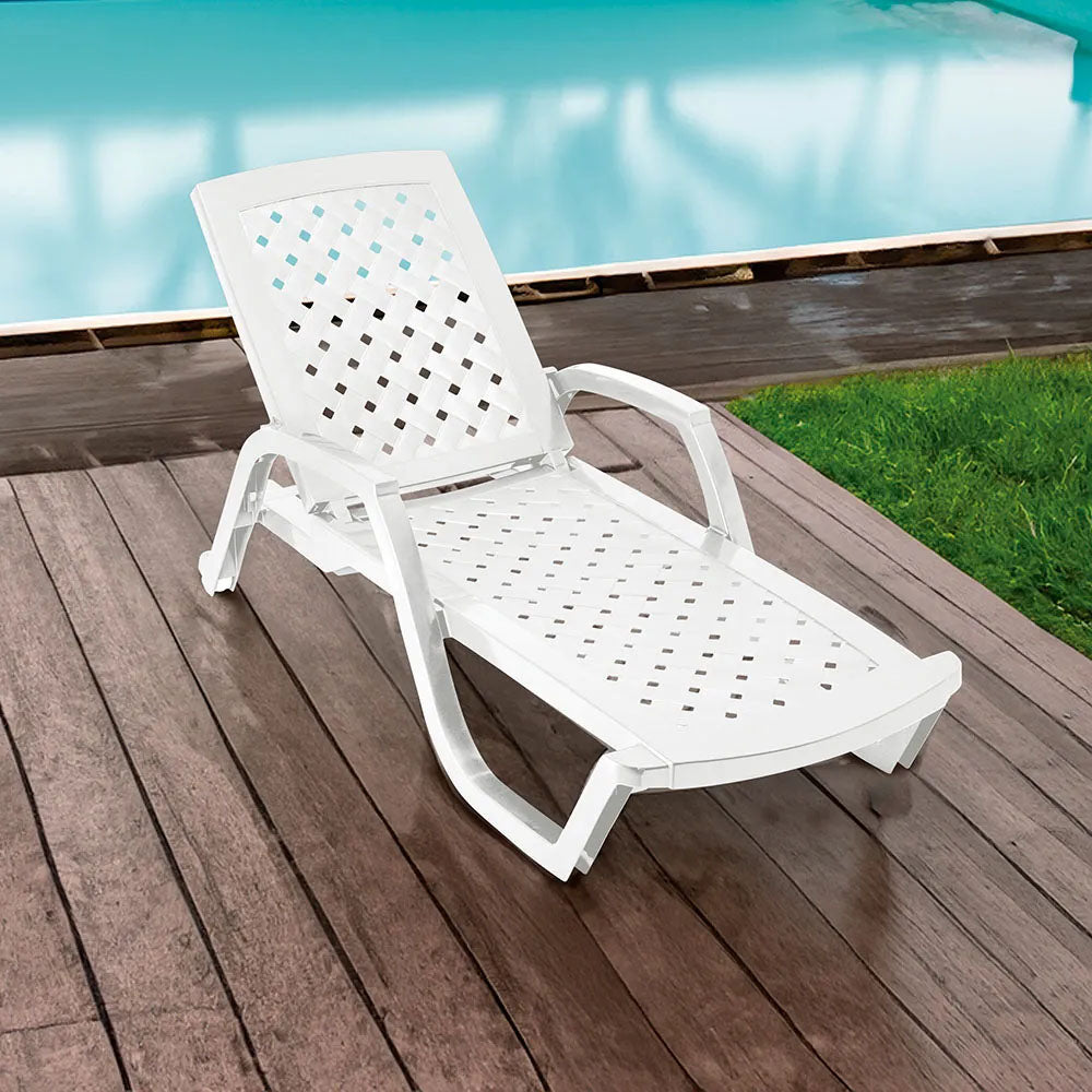 Combo Playero (2 Camas Asoleadoras + 2 Sillas Playeras + 1 Mesa de Centro) Blanco