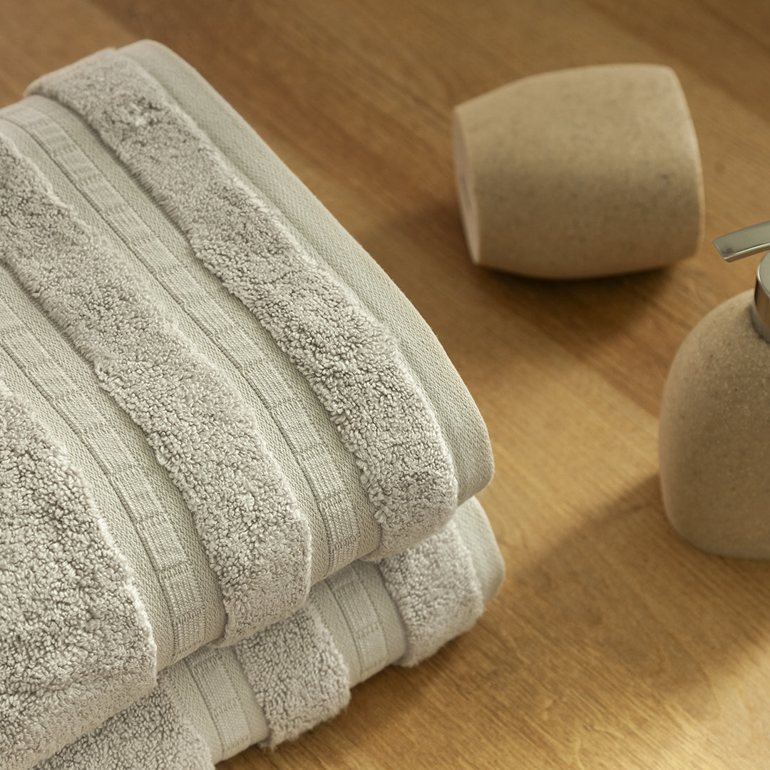 Toalla Bamboo 700 Gr Gris 0,40 X 0,70 Aprox.