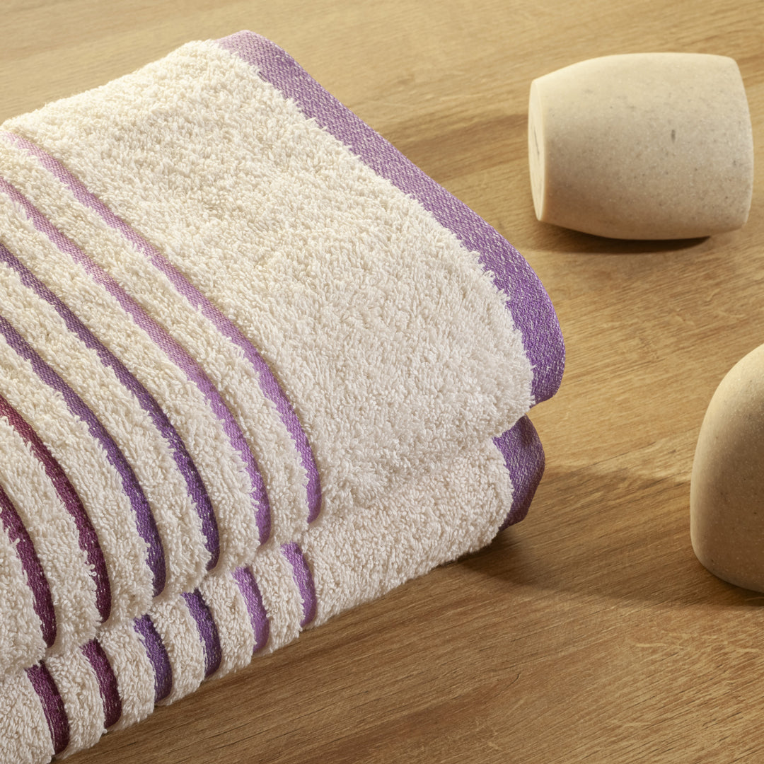 Toalla Mediterráneo Beige Con Linea Morado 550 Gr
