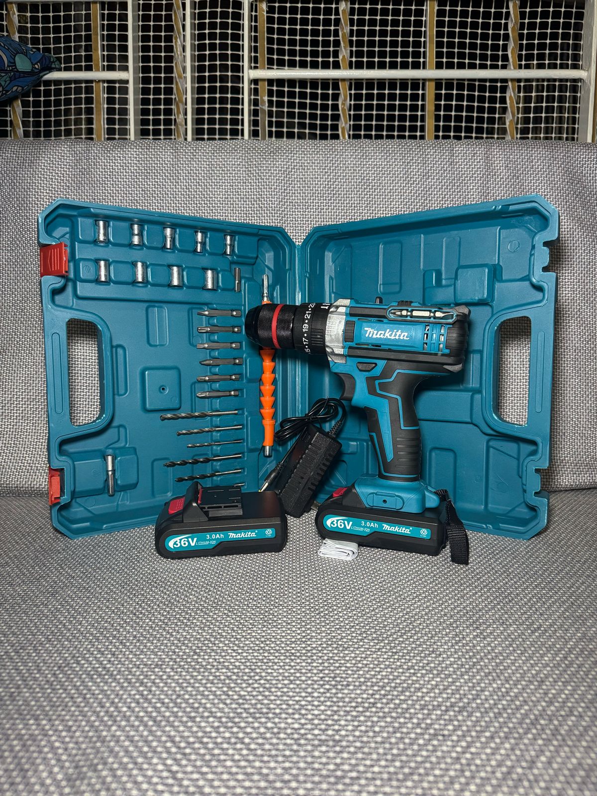 Taladro Atornillaodor Makita 36 V