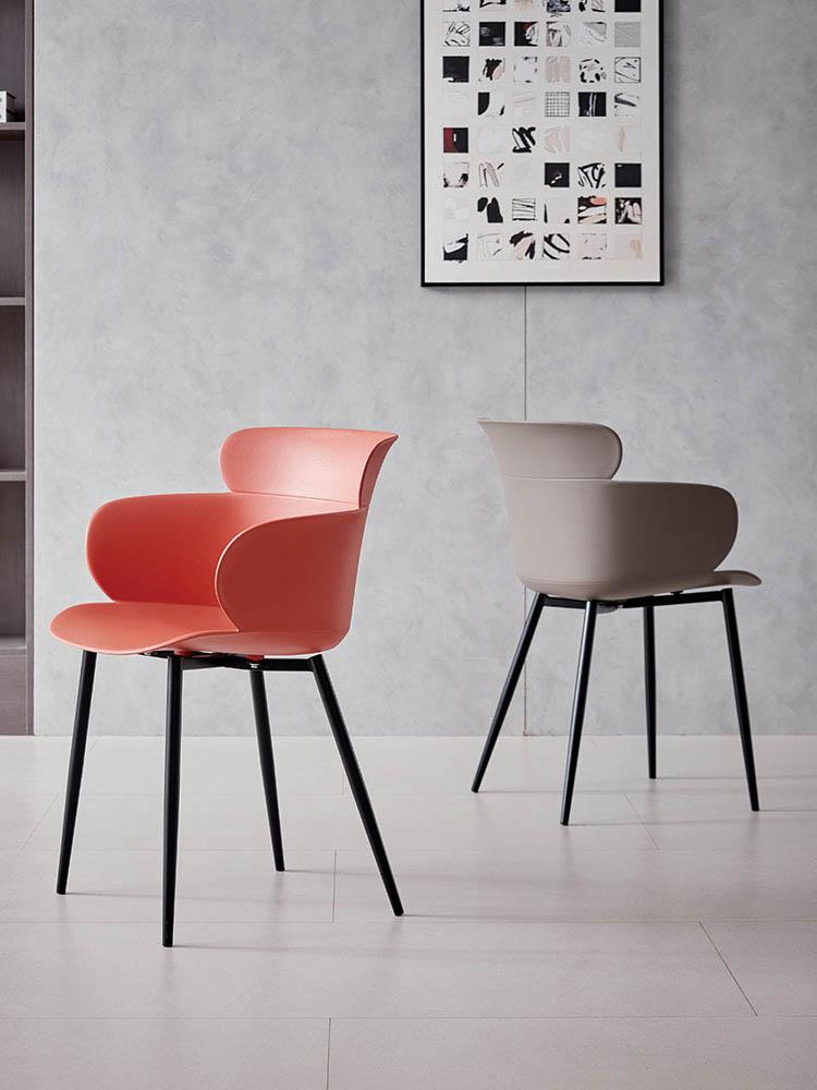 Silla Miami con Brazos, Color Rojo, Con espaldar y diseño Moderno X2