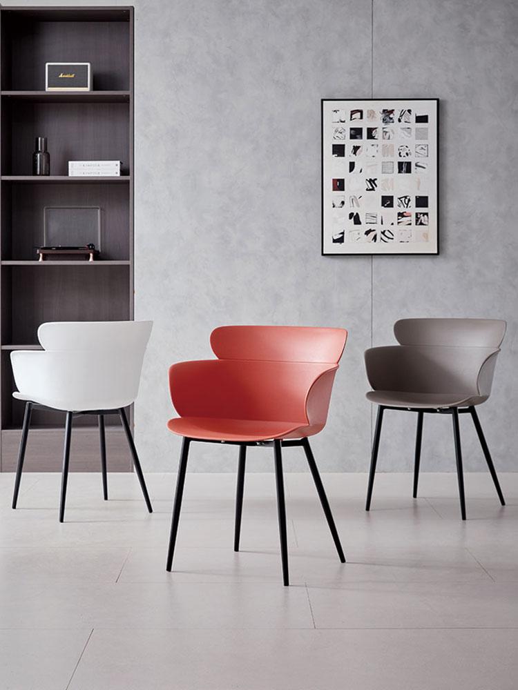 Silla Miami con Brazos, Color Rojo, Con espaldar y diseño Moderno X4