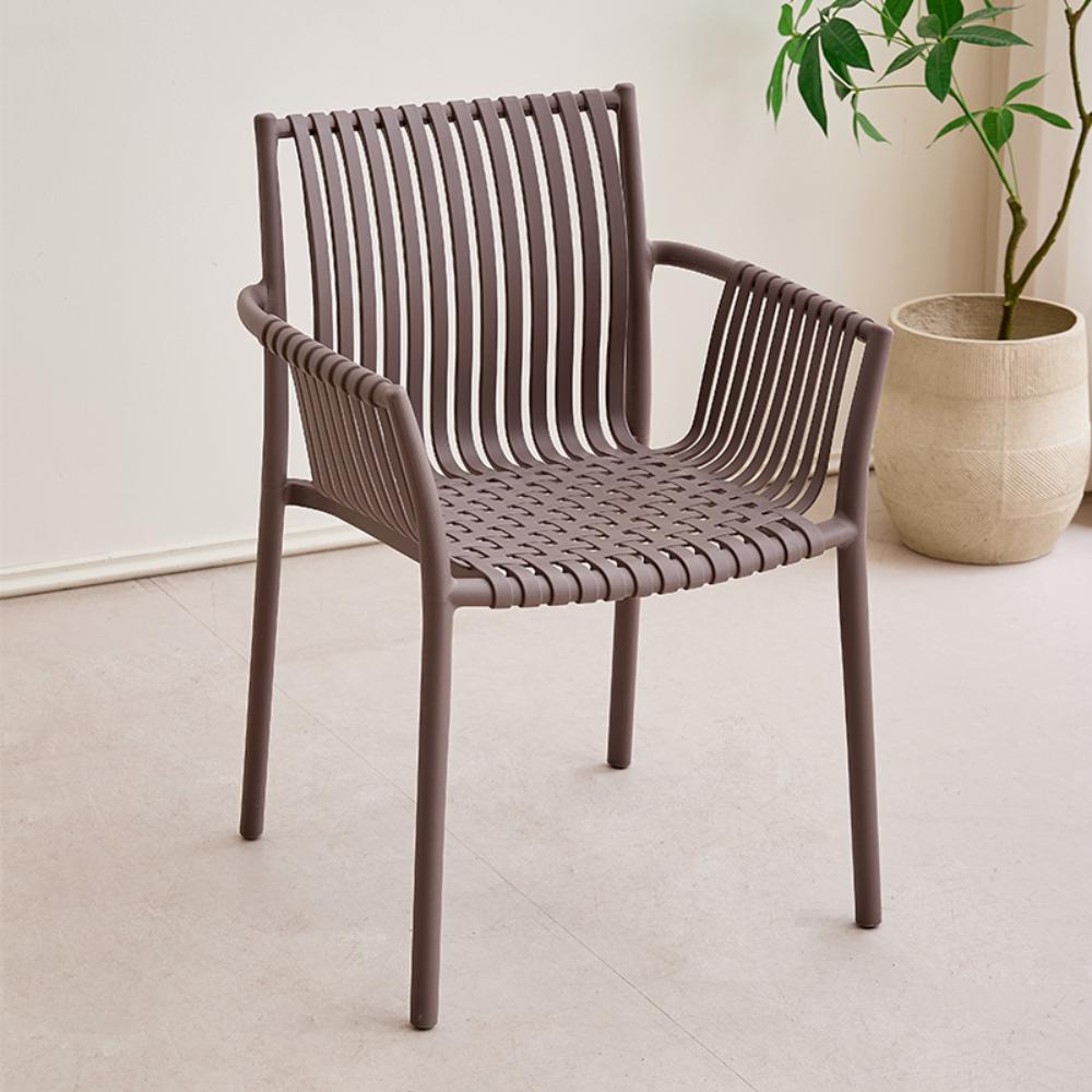 Set de 2 Sillas Madrid con Brazos, Color Taupe, con Espaldar y Diseño Moderno