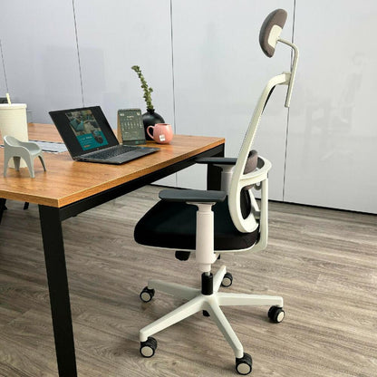 Silla de Oficina Ergonómica Nova Gris Con Cabecero Regulable