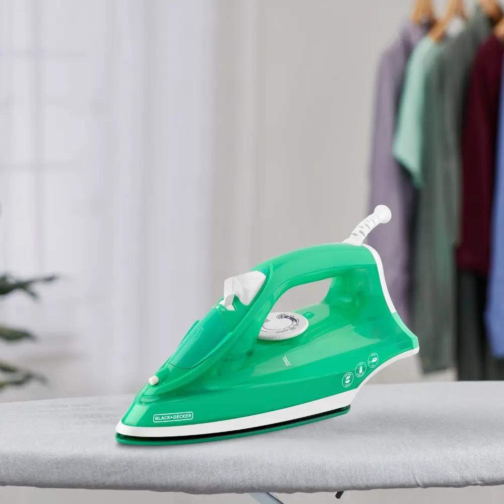 Plancha de Vapor Black+Decker, Verde