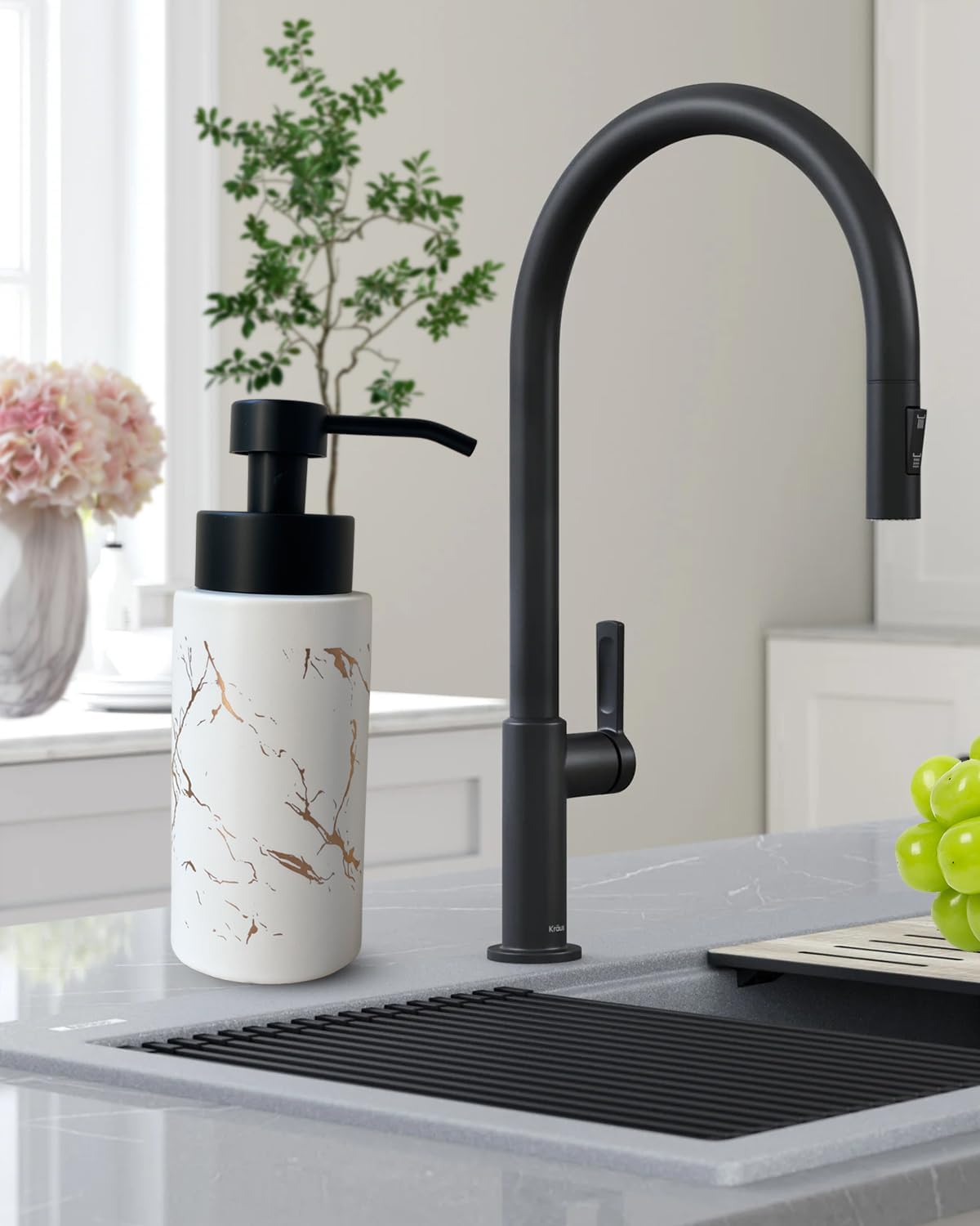 Dispensador de jabón espumoso de 9.5 onzas para baño, dispensador de jabón de...