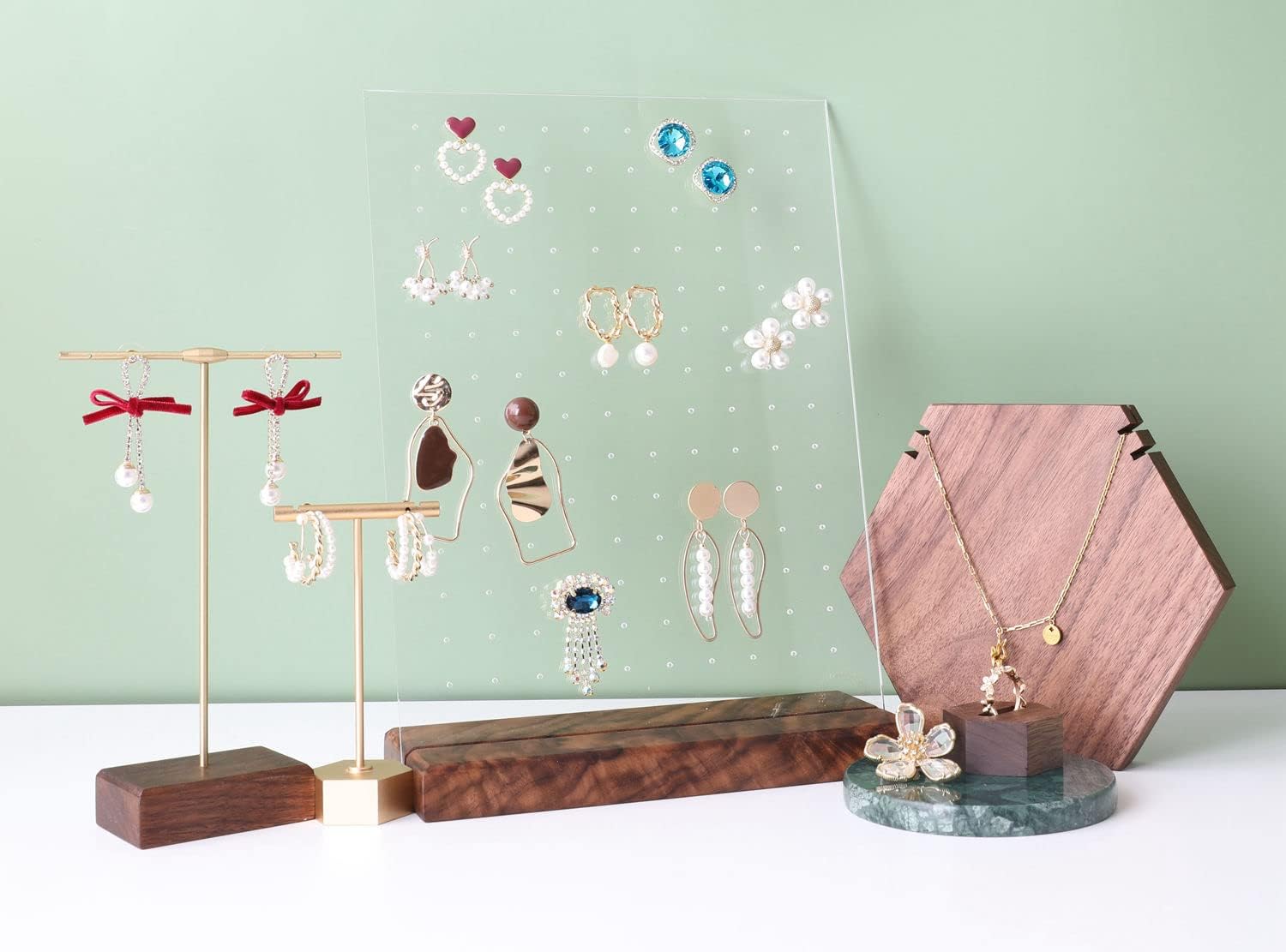Bonito soporte para aretes de nogal para joyería, tablero de exhibición de
