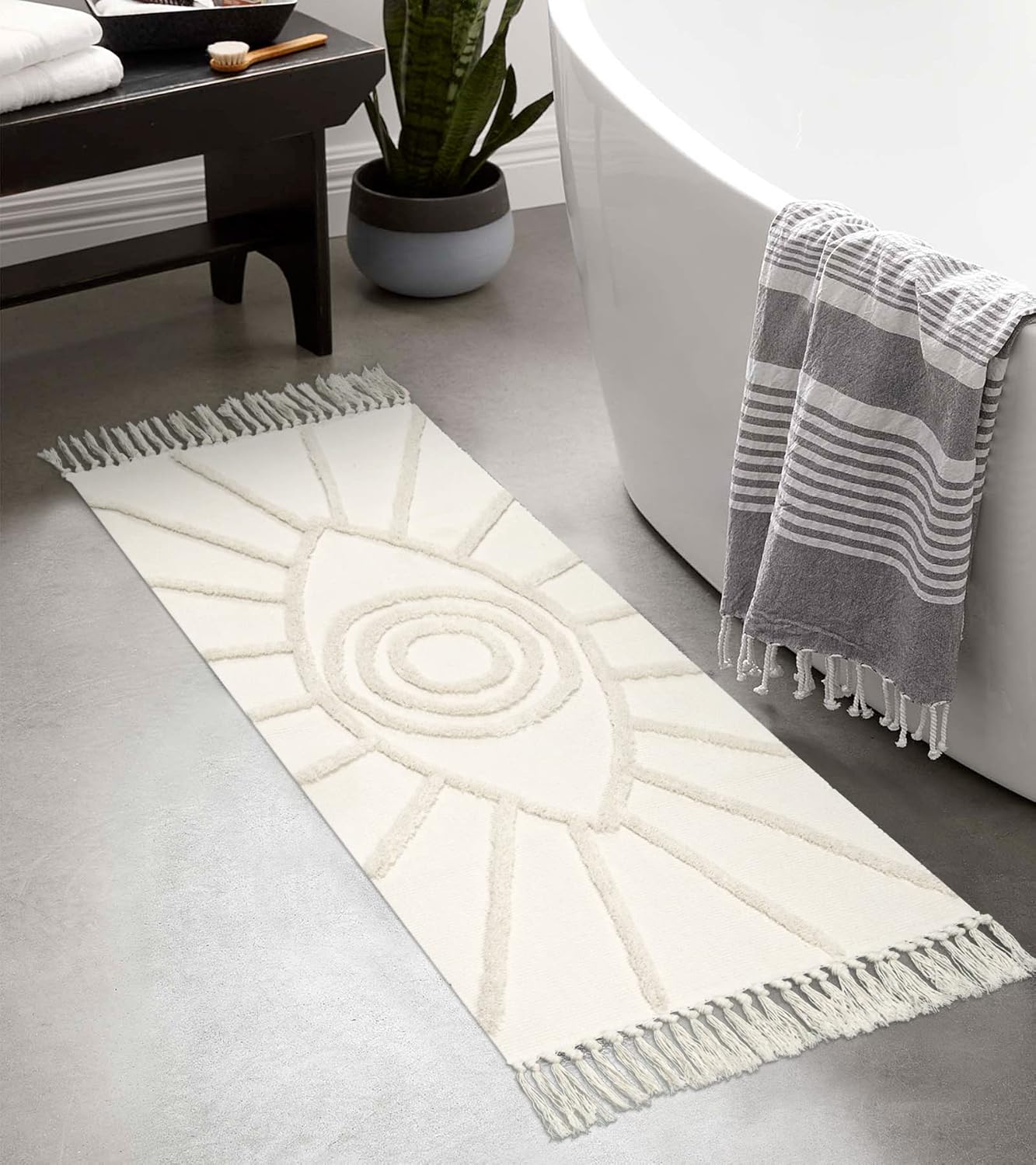 Uphome Alfombra de pasillo de cocina de 2 x 4.3 pies, color beige, con borlas...