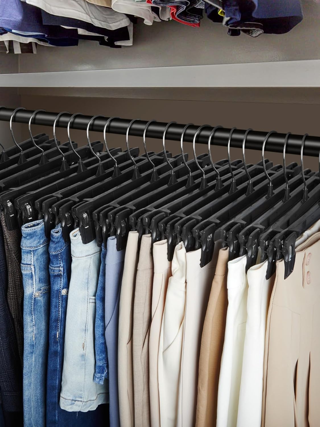 Smartor Perchas de plástico para pantalones, paquete de 30 perchas negras para...