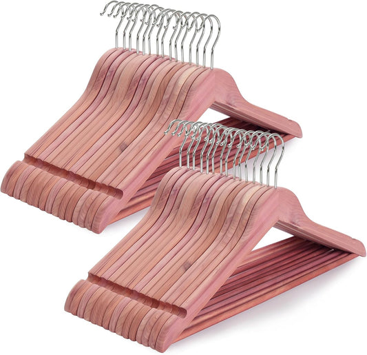 Perchas de madera de cedro rojo americano, paquete de 30 perchas para armario,