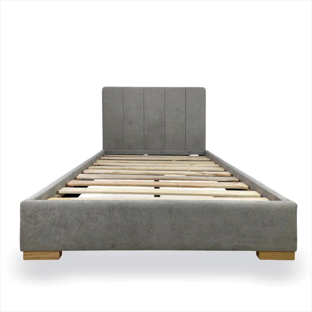 Cama Tapizada Formosa Piano en madera