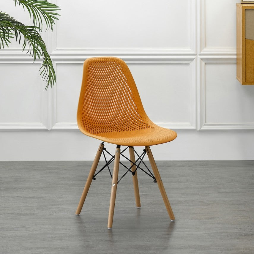 Set de 2 Sillas Aira, Color Naranja, con Espaldar y Patas en Madera