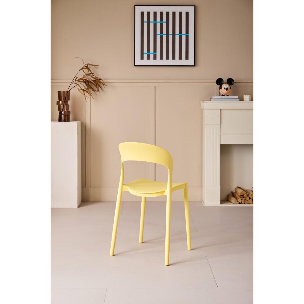 Set de 4 Sillas Patrick, Color Amarillo, con Espaldar y Diseño Moderno