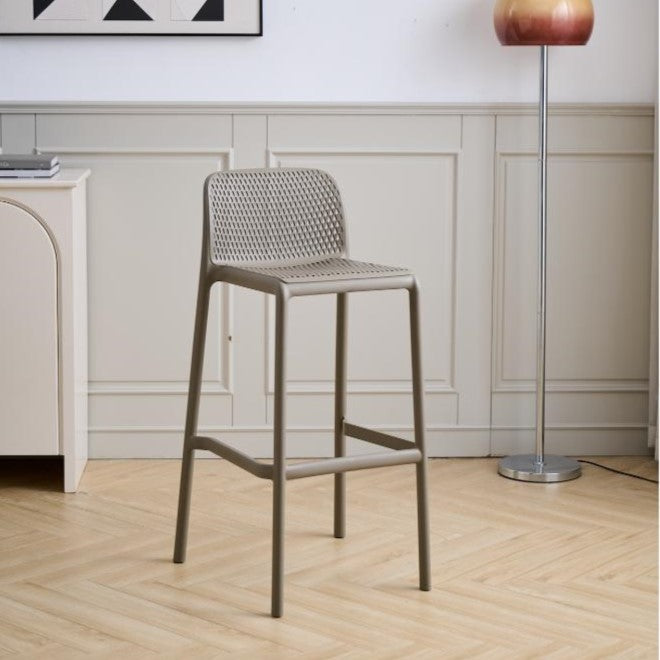 Combo Supre, Incluye Barra de Cocina y 2 Sillas para Bar Color Taupe