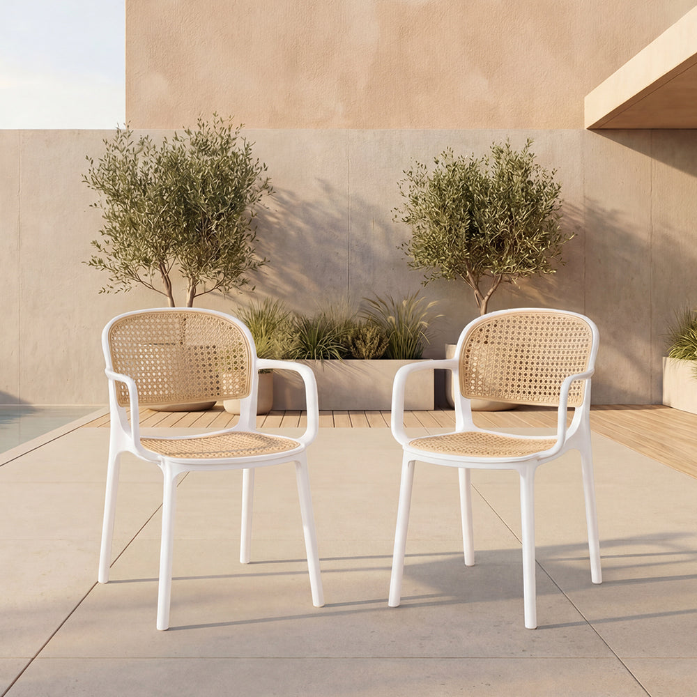 Set de 2 Sillas con Brazos Nest, Color Blanco y Beige, con Espaldar y Asiento en Rejilla