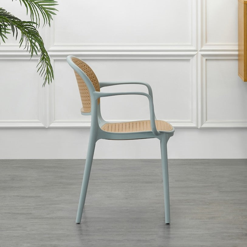 Set de 2 Sillas con Brazos Nest, Color Azul Claro y Beige, con Espaldar y Asiento en Rejilla