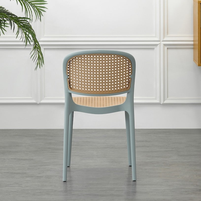 Set de 2 Sillas Nest, Color Azul Claro y Beige, con Espaldar y Asiento en Rejilla