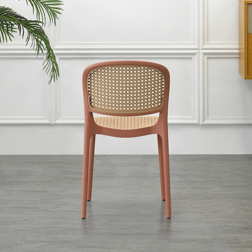 Silla Nest, Color Salmón y Beige, con Espaldar y Asiento en Rejilla
