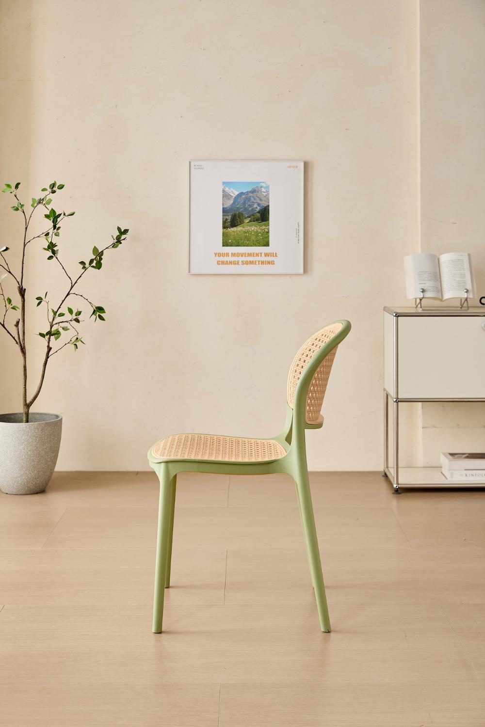 Silla Nest, Color Verde Olivo y Taupe, Con espaldar y asiento en rejilla