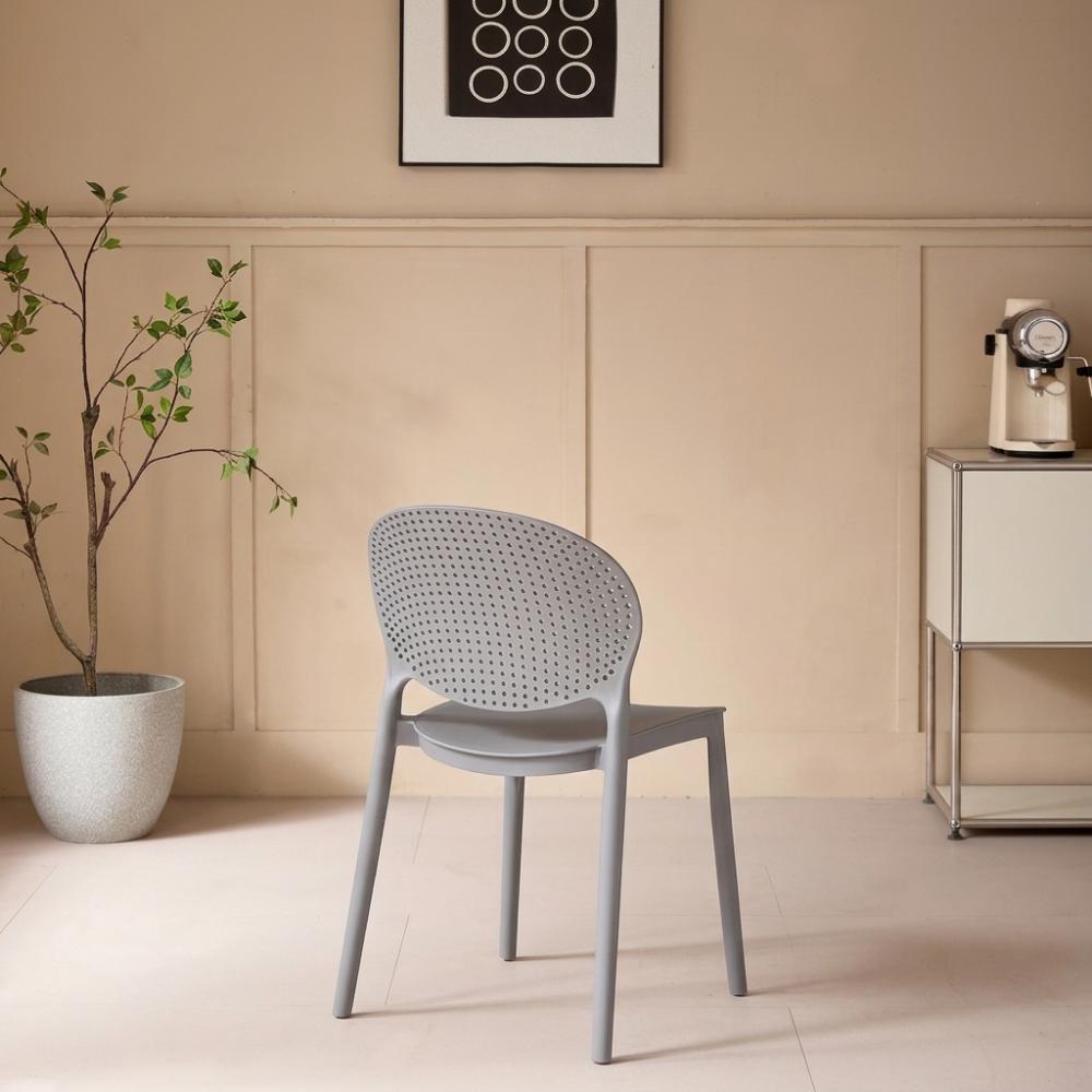 Set de 4 Sillas Florida, Color Gris Oscuro, con Espaldar y Diseño Moderno