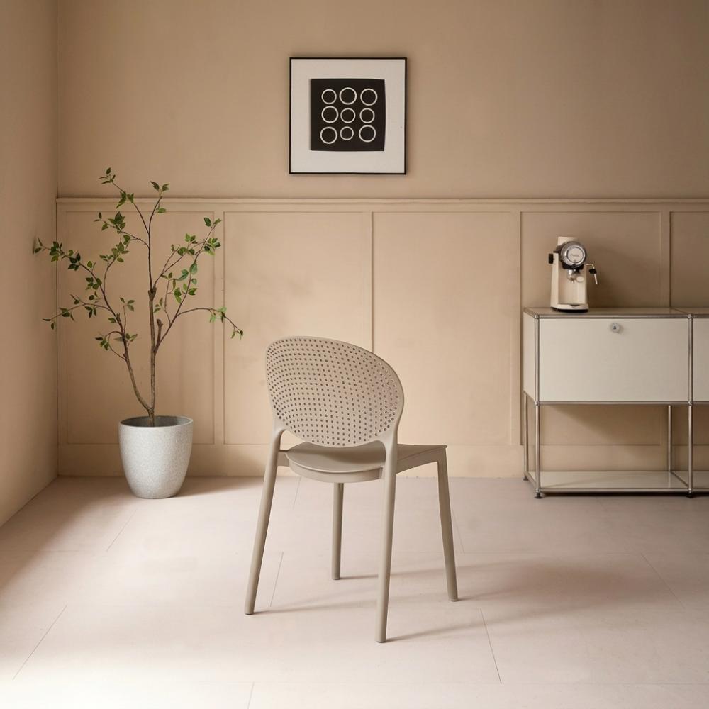 Set de 4 Sillas Florida, Color Taupe, con Espaldar y Diseño Moderno