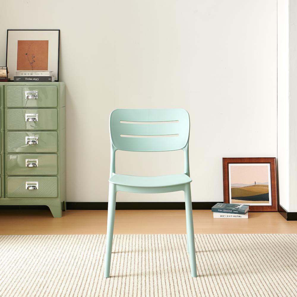 Silla Harriman, Azul claro, Con medio espaldar y diseño minimalista X4