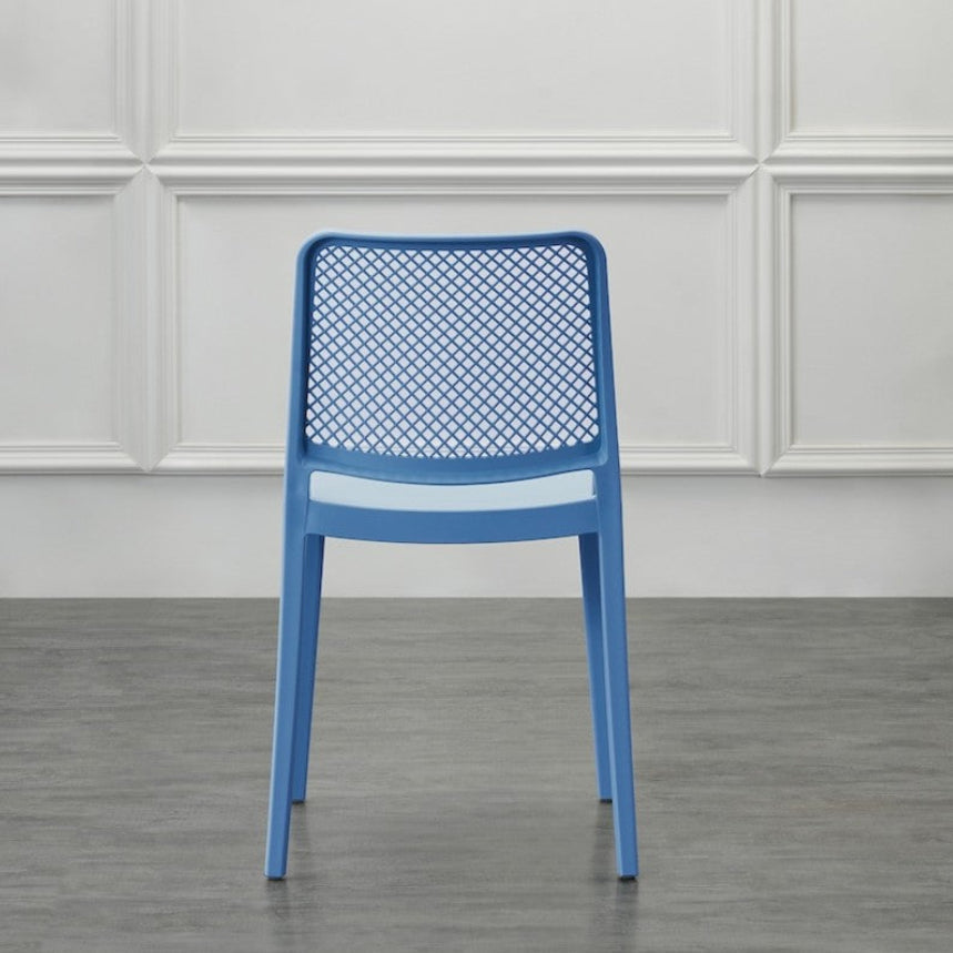 Set de 4 Sillas Manhattan, Azul Oceano, con Espaldar en Rejilla y Diseño Minimalista