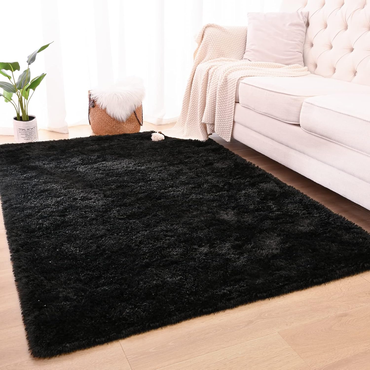 Maxsoft Alfombra mullida de pelo largo para dormitorio, alfombra negra de 6 x 9...