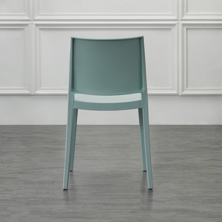 Silla Soho, Azul Claro, con Espaldar Cerrado y Diseño Minimalista