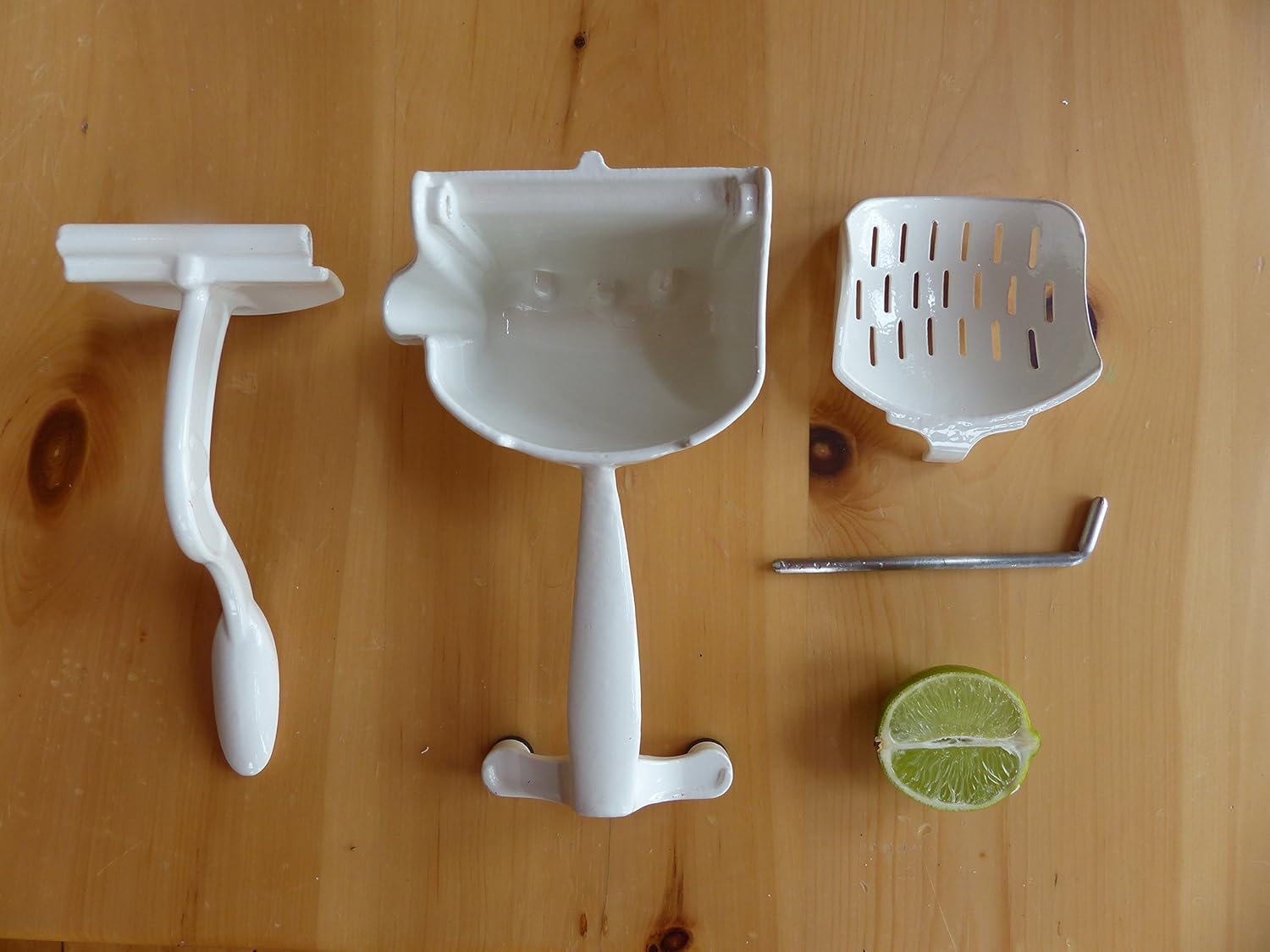 Exprimidor manual - La prensa original de Vintage Kitchen. Exprimidor...